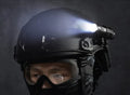 Support de casque Klarus MGM5 pour lampe XT1C PRO - système de fixation rails ARC